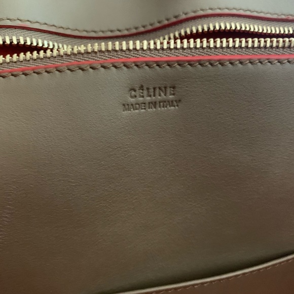 Traded!! Limited Edition Celine tie tote - Picture 6 of 9